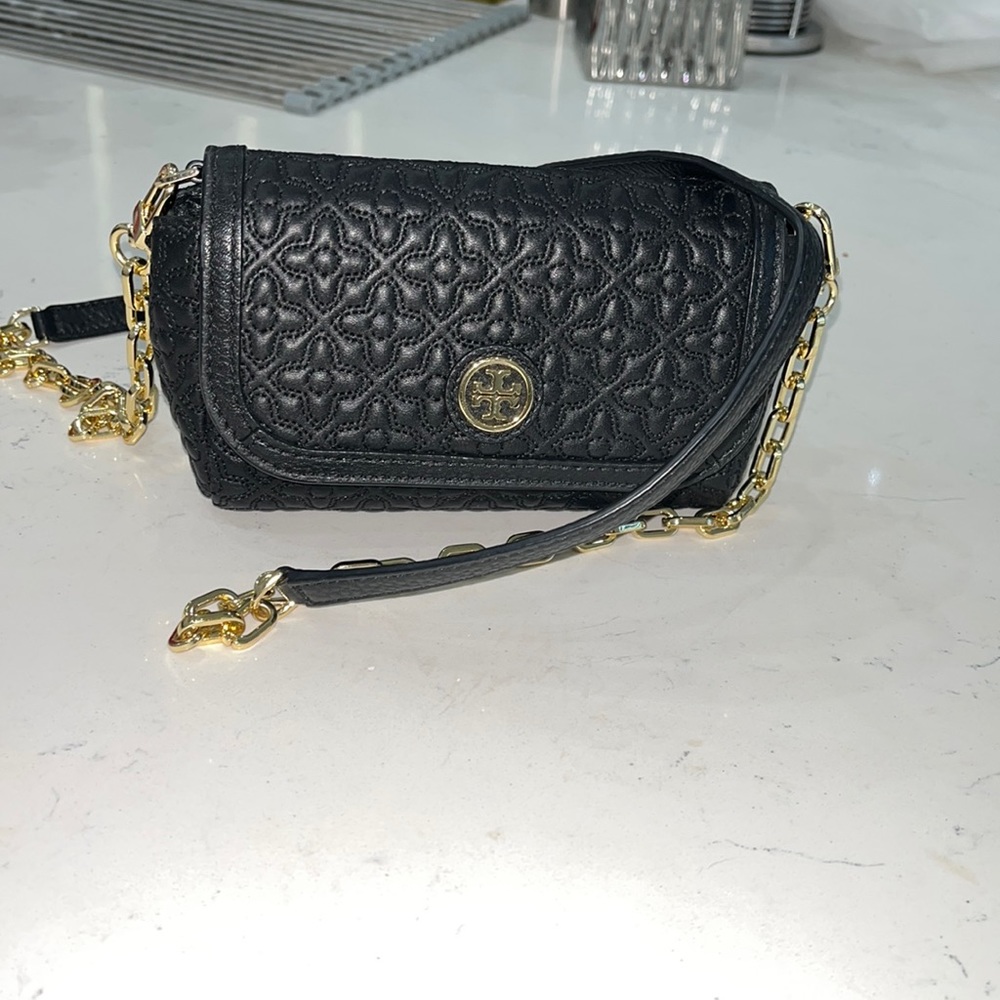 Authentic Tory Burch Small Purse